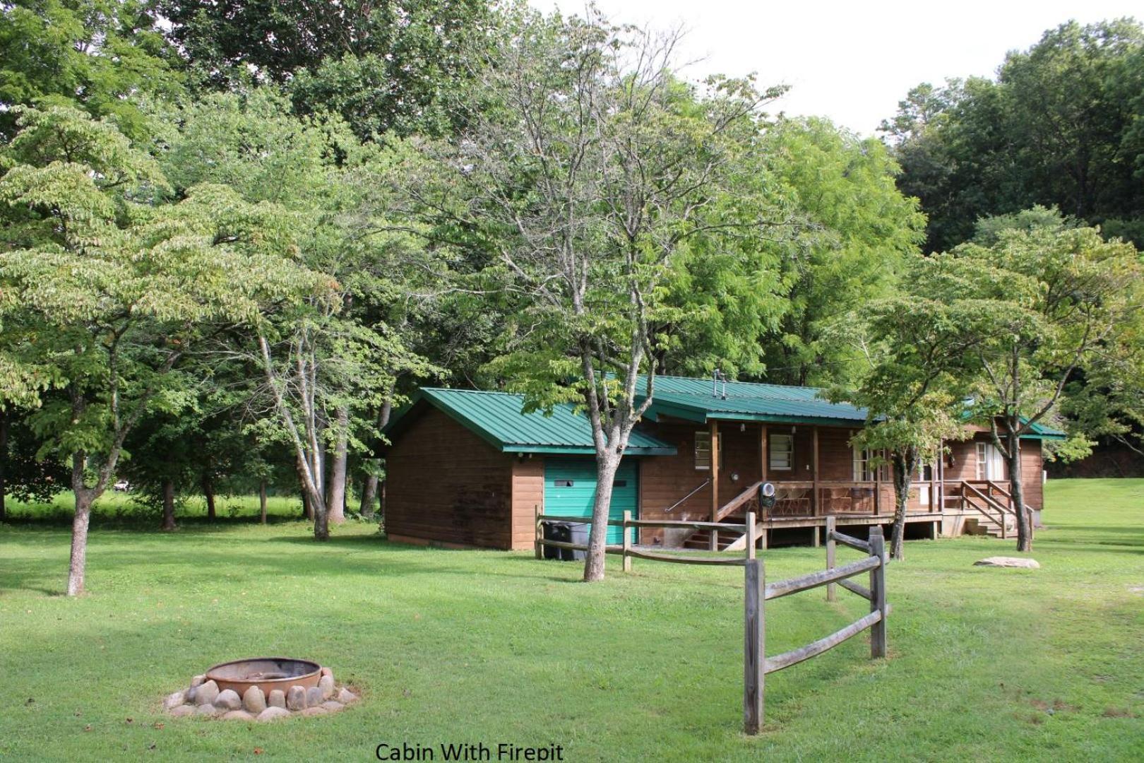 Two Rivers Lodge บรายซันซิตี ภายนอก รูปภาพ